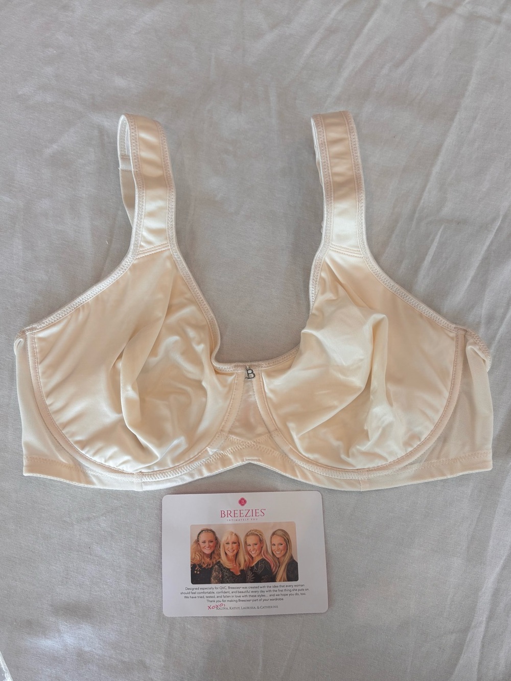 New Breezies Full Coverage Underwire Bra Linen Nude Size 38D smoothing bra